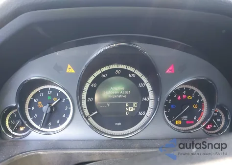 2010 Mercedes-Benz E 350 4Matic z USA, uszkodzony, nr VIN WDDHF8HB6AA192435